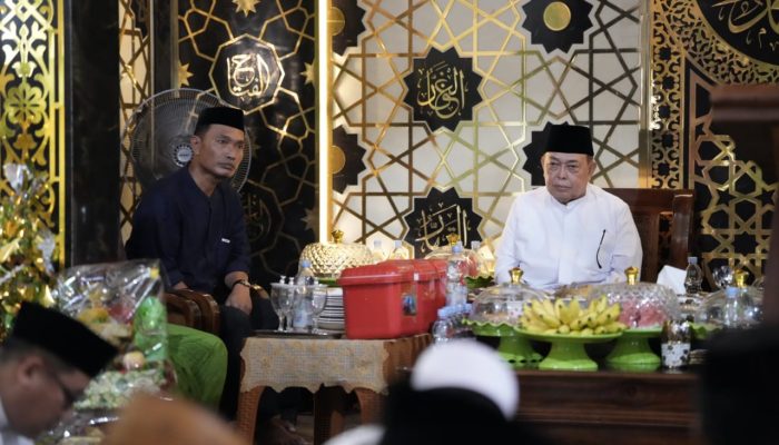 Wagub Sulbar Hadiri Maulid Nabi dengan Harapan Sulawesi Barat Lebih Damai dan Sejahtera
