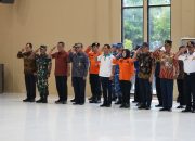Apel Gelar Pasukan Ops Lilin Marano, Tandai Pelayanan Nataru 2025, Kapolda Sulbar: Jamin Layanan Menyeluruh