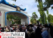 Janji PPPK Paruh Waktu Tak Kunjung Terwujud, Ratusan Honorer Nakes dan Guru Geruduk Kantor Bupati Mamuju