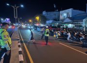 Ibadah Tarwih Aman dan Nyaman, Ditlantas Polda Sulbar Sigap Berikan Perlindungan dan Atur Lalu Lintas