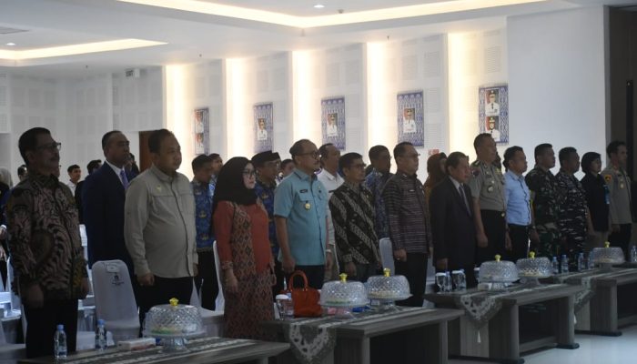 Seminar IKAL Sulbar, Pertanian dan Hukum Jadi Fokus Utama