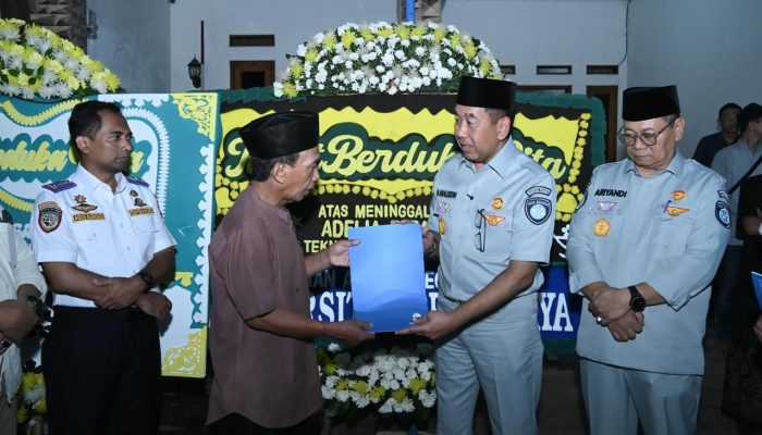 Jasa Raharja Berikan Santunan Kepada Ahli Waris Korban Kecelakaan KA Bekasi