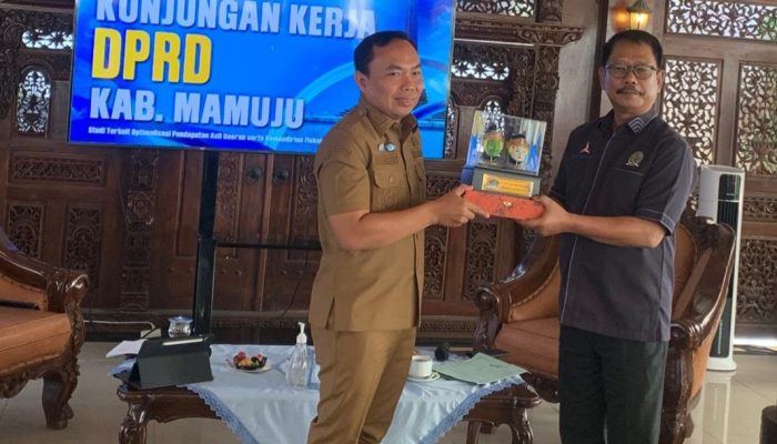 Optimalisasi PAD, DPRD Mamuju Studi Strategi Pariwisata dan Ekonomi Kreatif Kota Malang