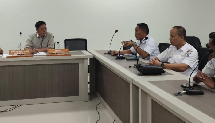 Disperkimtanhub Bersama Komisi III DPRD Sulbar Evaluasi Pelaksanaan APBD 2025 dan Bahas Target PAD 2026