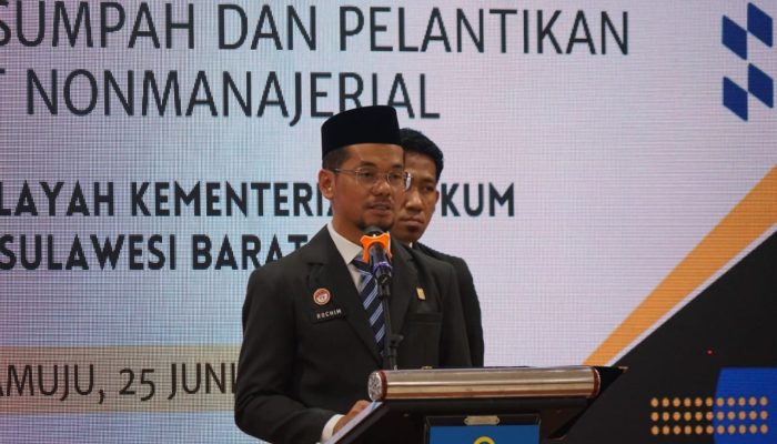 Kakanwil Kemenkum Sulbar Lantik Pejabat Fungsional, Tegaskan Pentingnya Integritas dan Profesionalisme ASN